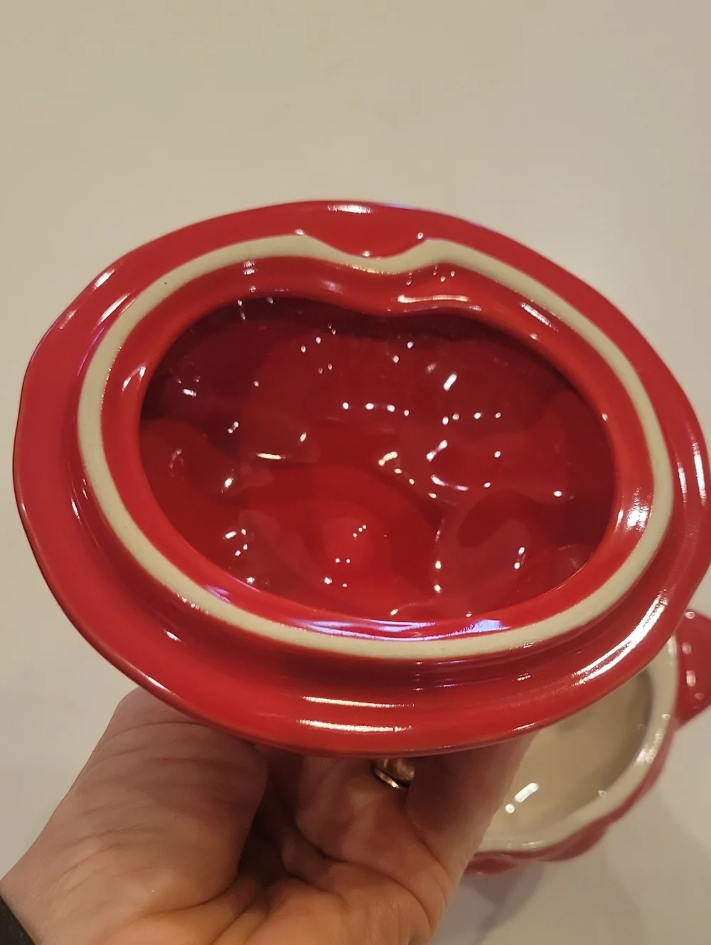 NWT Le Creuset Raspberry Cocotte